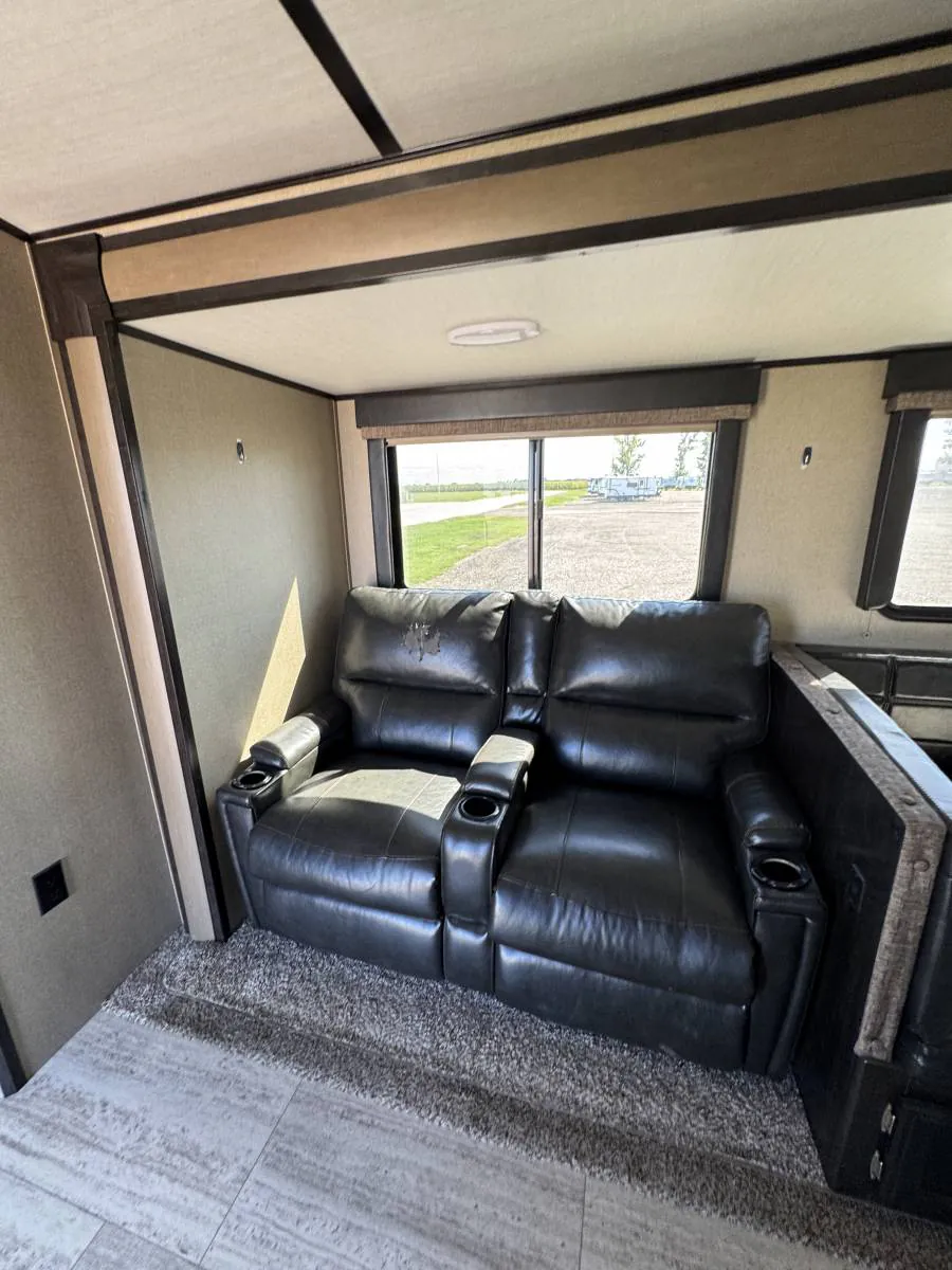 2019 Grand Design Imagine 2800BH, Photos photo 20