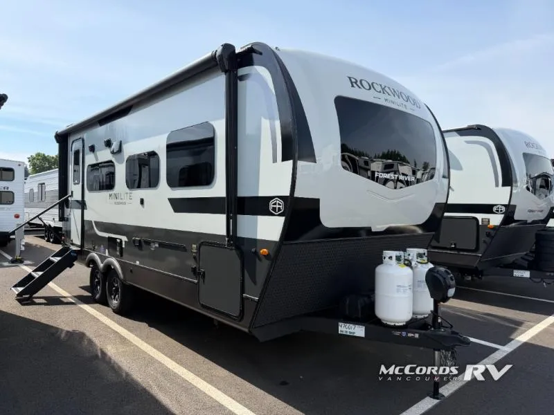 2026 Forest River Rockwood Mini Lite 2205S - Photo 2