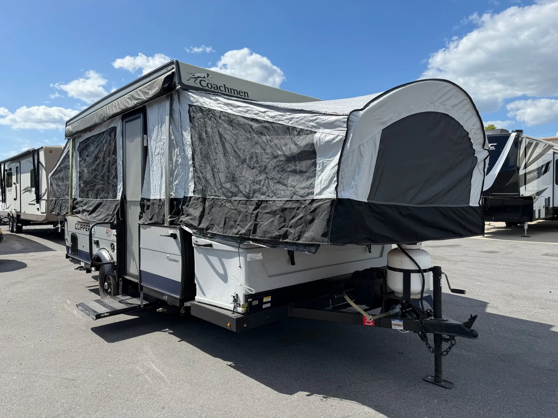 2023 Coachmen Clipper Classic 1285SST - Photo 2