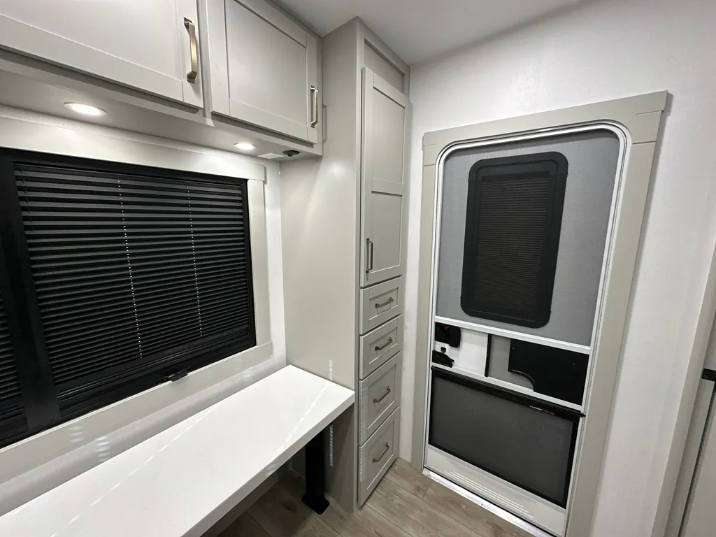 2026 Brinkley Model Z 3515, Photos photo 25