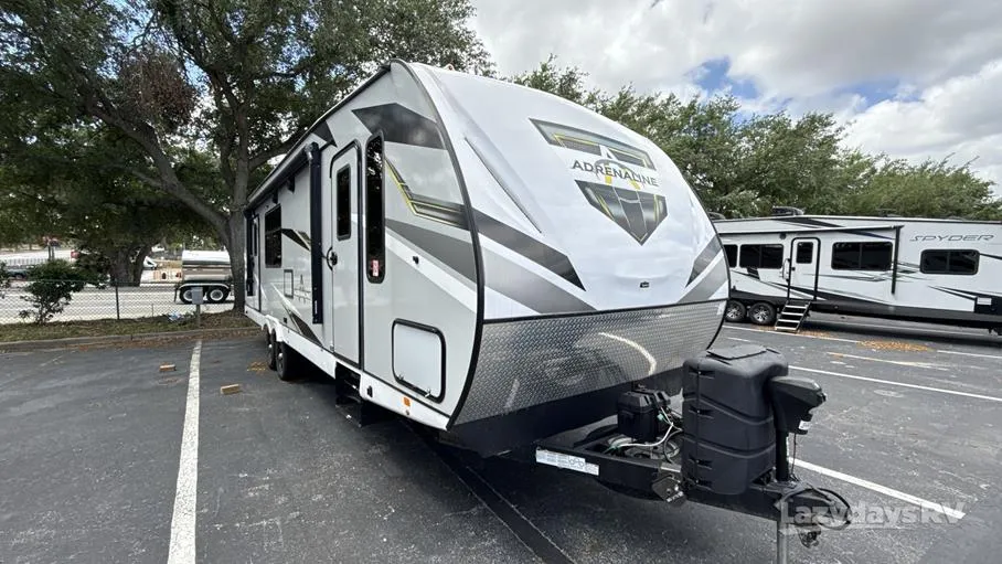 2022 Coachmen Adrenaline 29SS - Photo 2