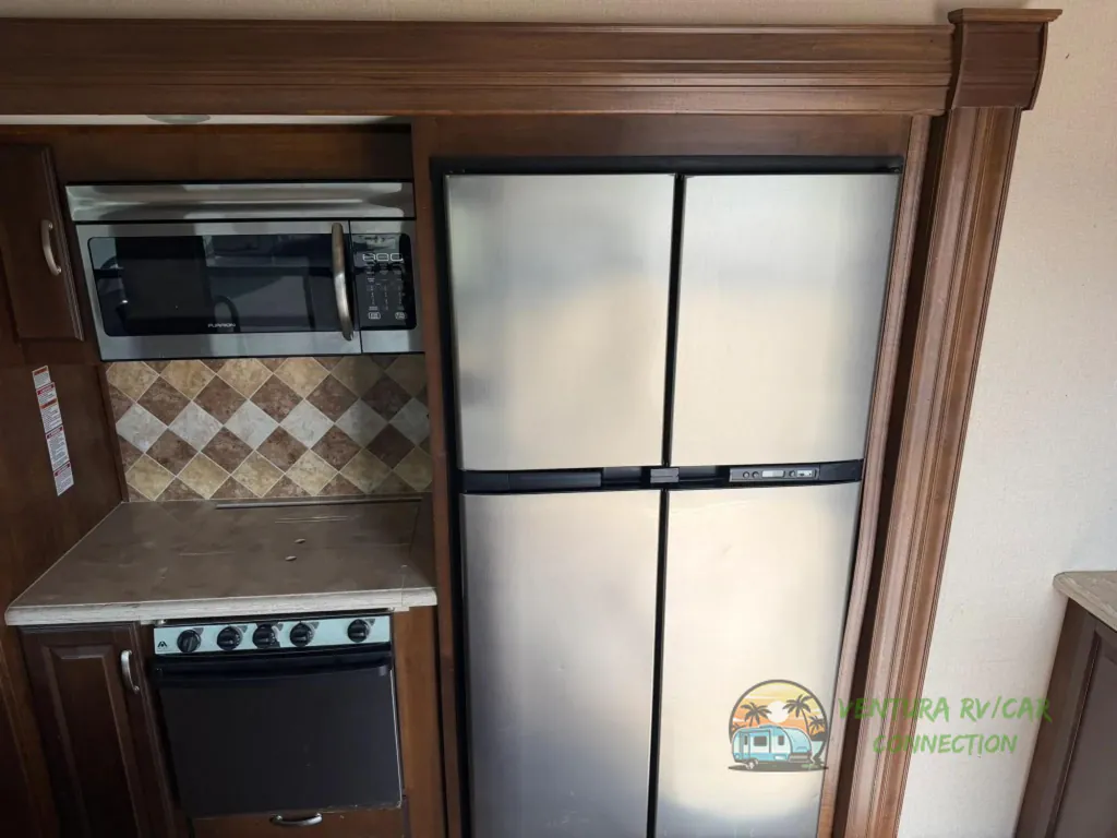 2016 Forest River Cardinal 3455RL, Photos photo 25