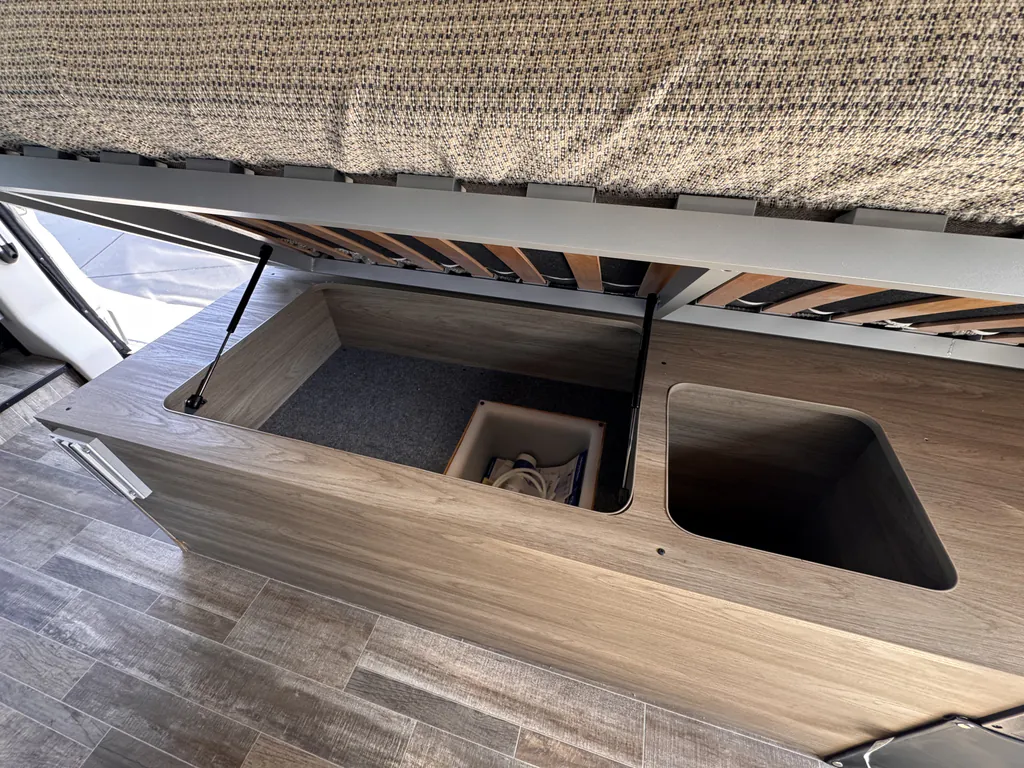 2024 Winnebago Travato 59KL, Photos photo 14
