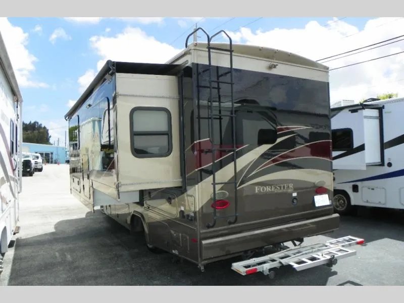 2018 Forest River RV Forester MBS 2401W - Photo 3