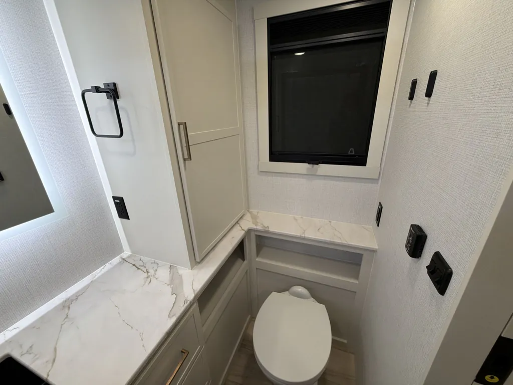 2026 Brinkley Model I 265, Photos photo 11