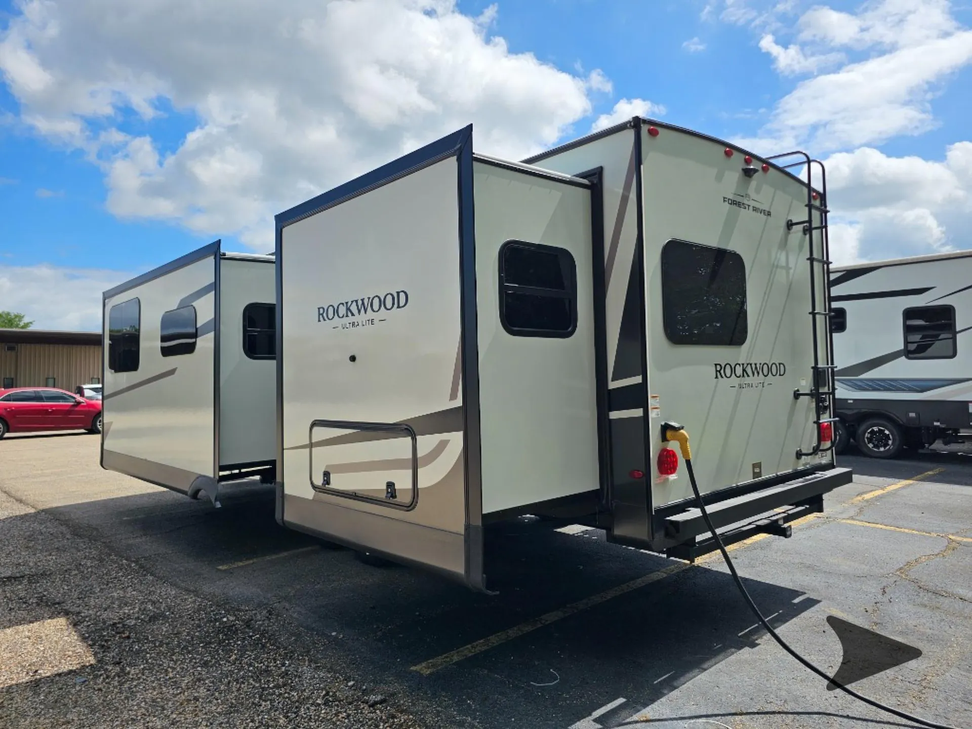 2027 Forest River Rockwood Ultra Lite 2608BS — Photo 6