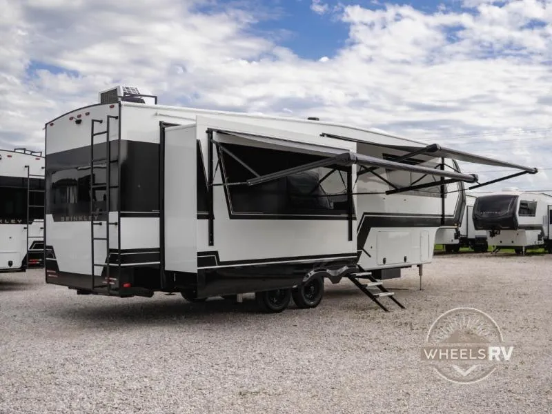 2026 Brinkley Model Z 3200 - Photo 4