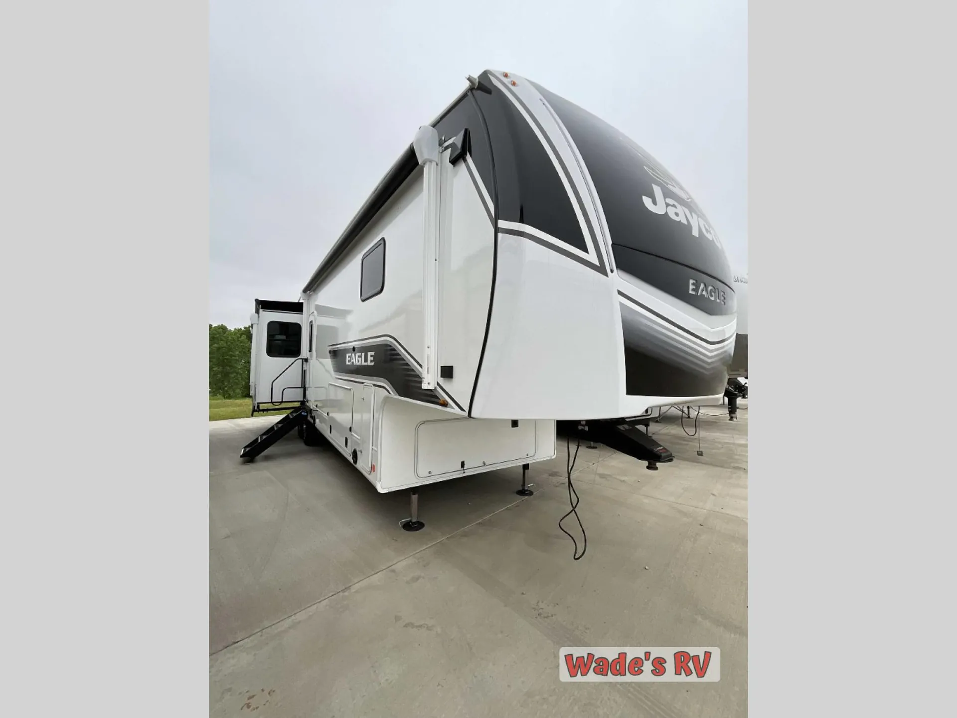 2026 Jayco Eagle 335LSTS - Photo 2