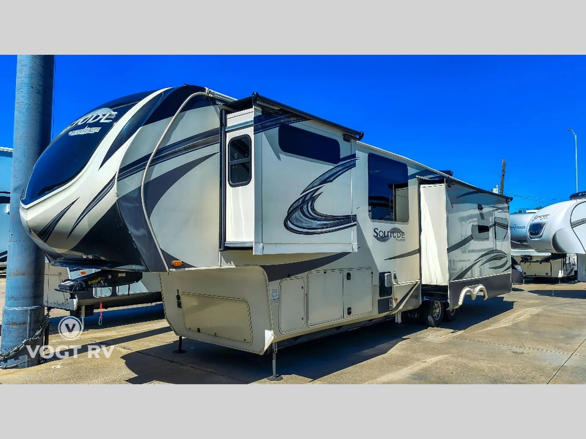 2020 Grand Design Solitude 385GK-R - Photo 2