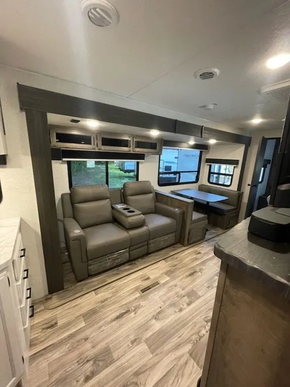 2024 Venture RV SportTrek 251VRK REAR KITCHEN W/ SLIDE! - Photo 2