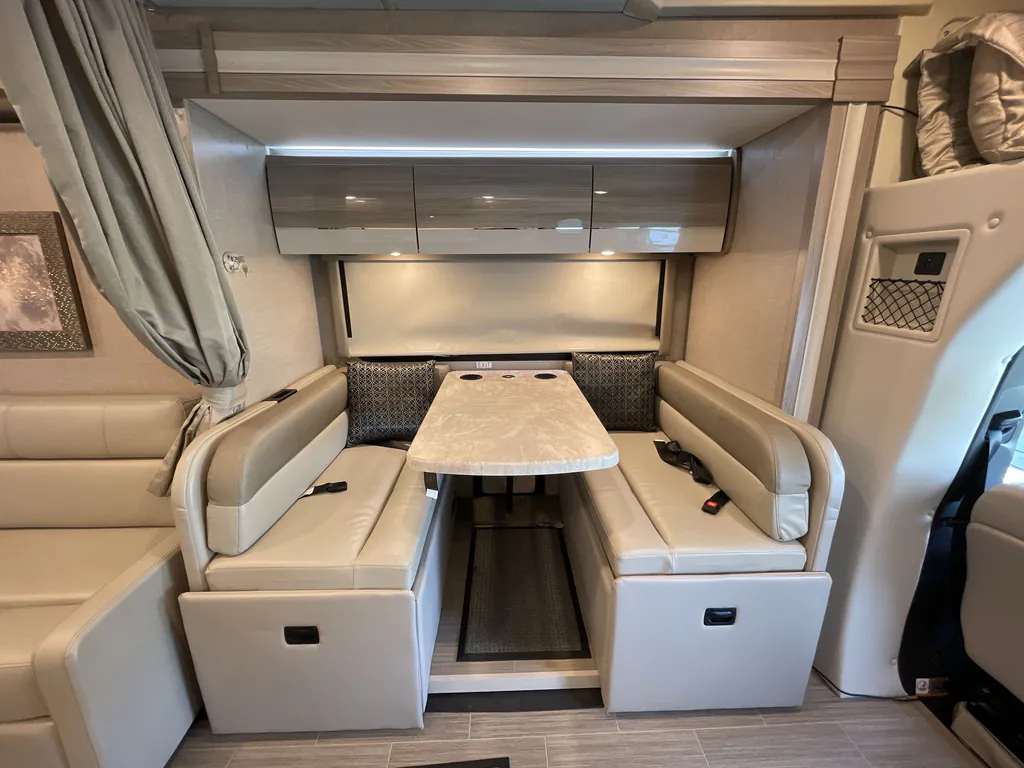 2023 Thor Motor Coach Tiburon 24FB, Photos photo 10