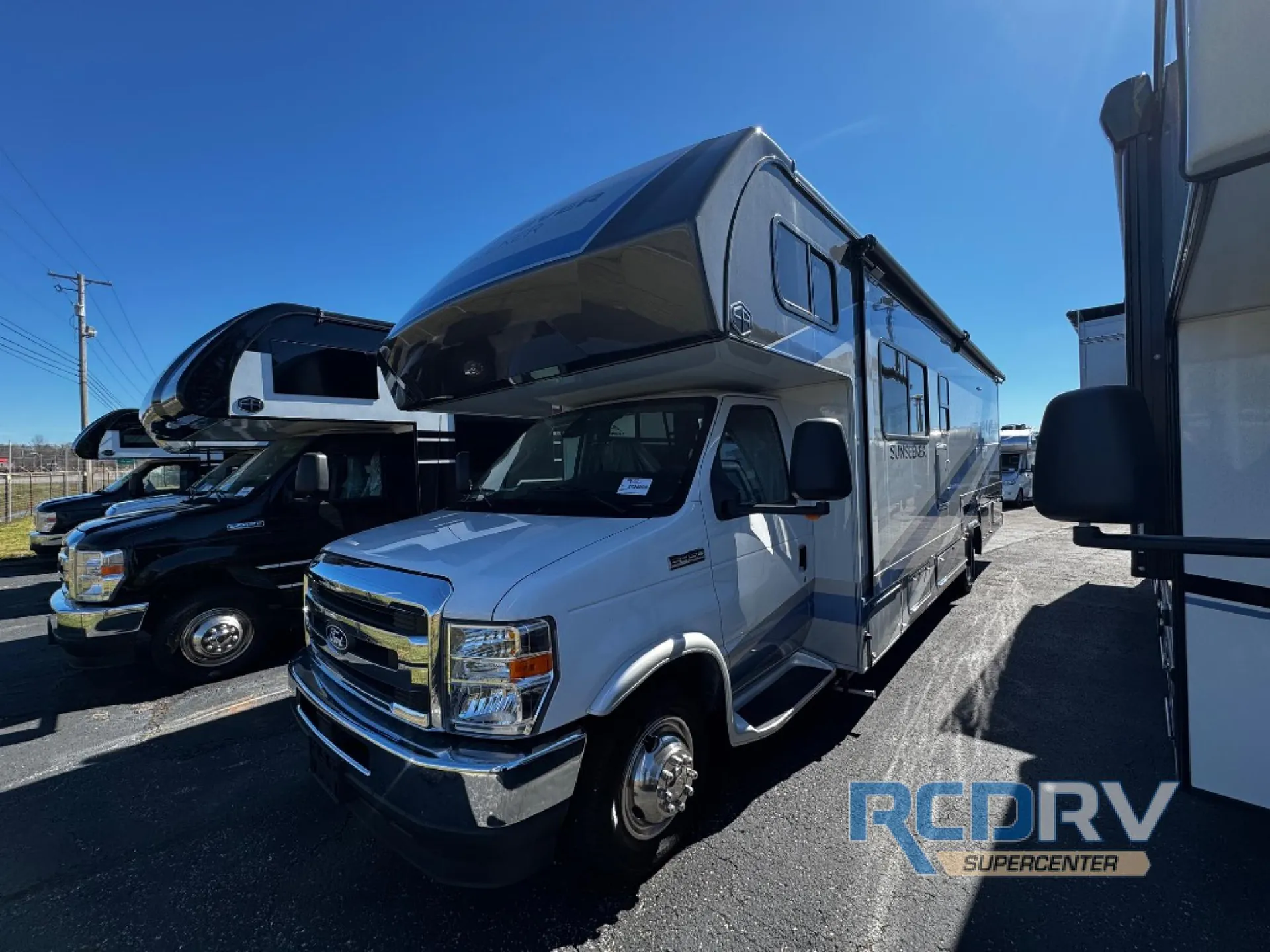 2026 Forest River Sunseeker 3050S - Photo 3