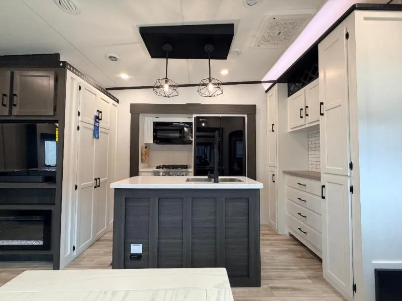 2026 Venture RV SportTrek Touring Edition 354VBH - Photo 3