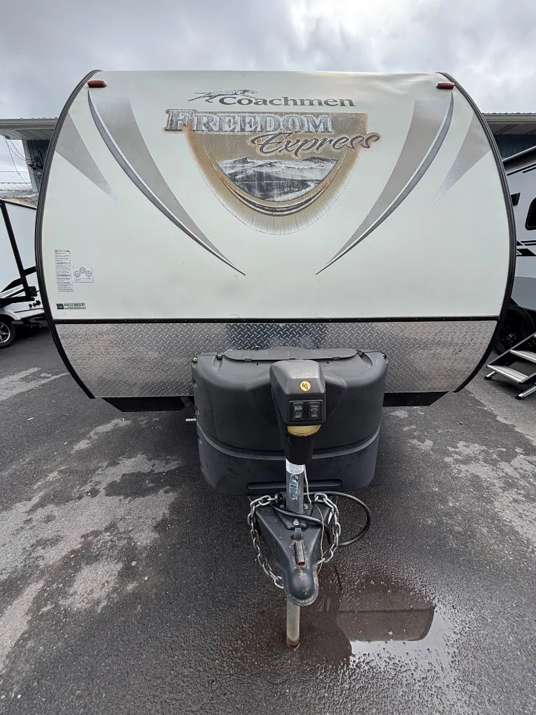 2017 Coachmen Freedom Express 192RBS - Photo 3