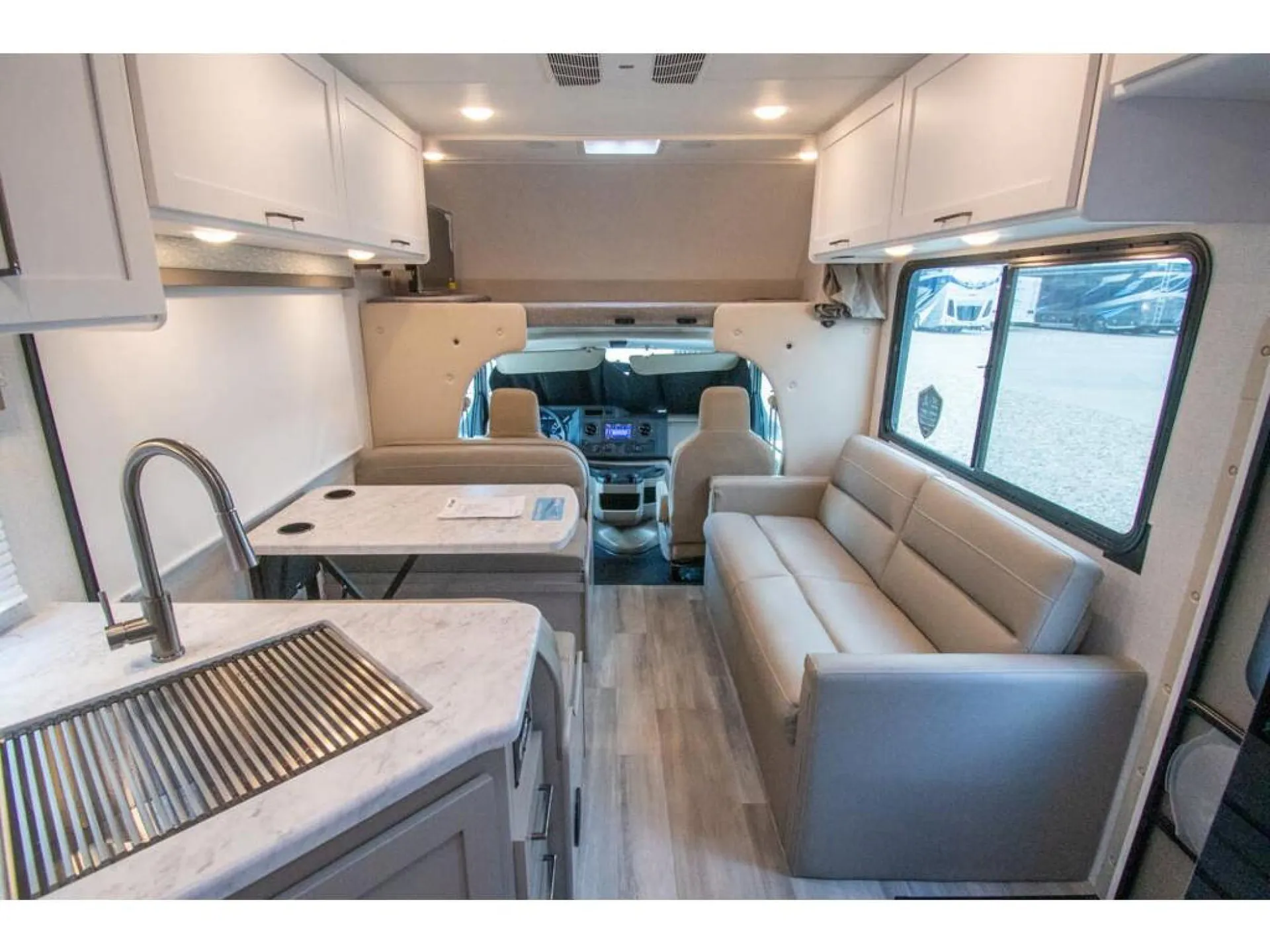 2026 Thor Motor Coach Four Winds 28G - Photo 3