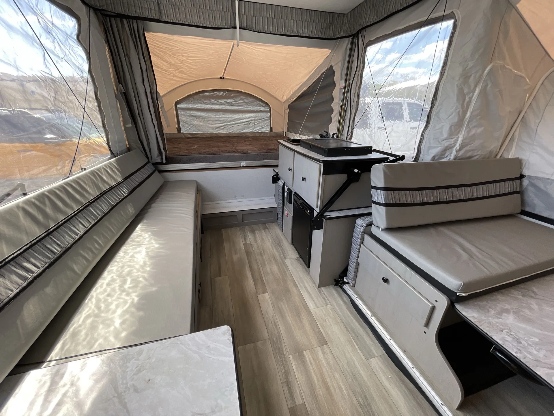 2023 Coachmen Clipper Classic 1285SST — washer dryer