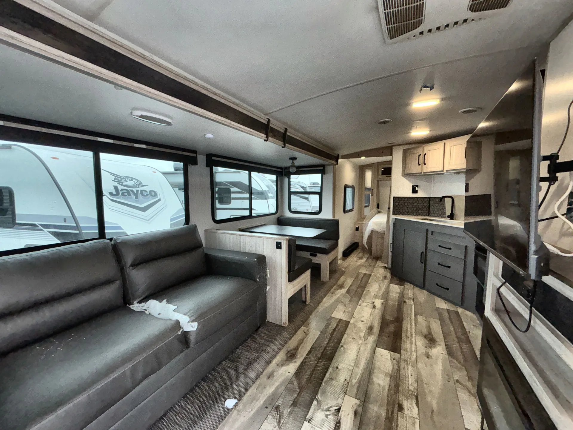 2023 Heartland Sundance 262RB — living area main