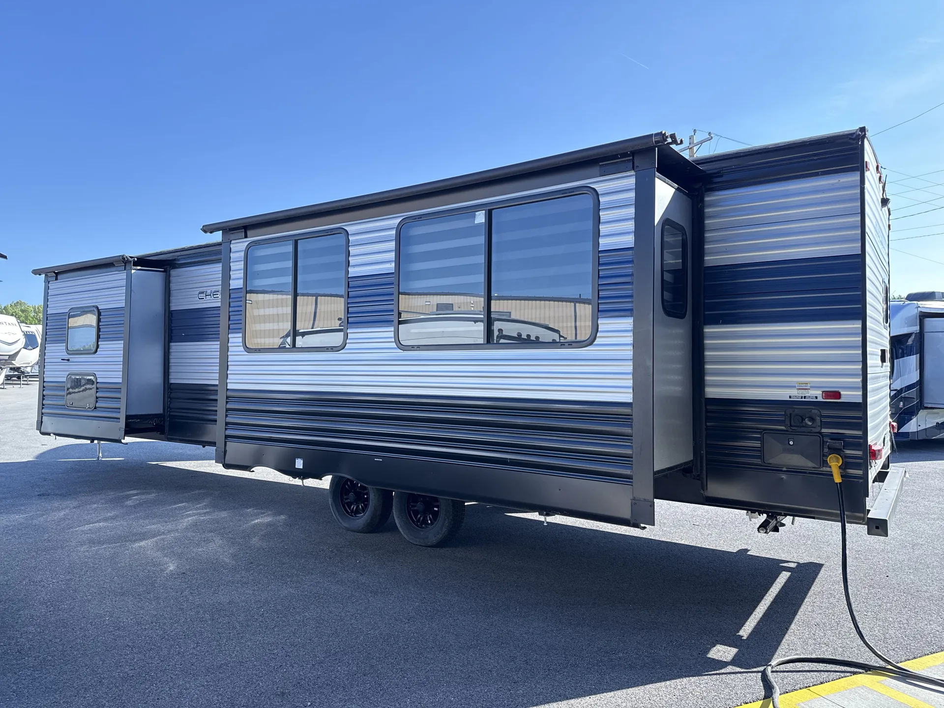 2022 Forest River Cherokee 304RK dealer photo 6 from Camping World