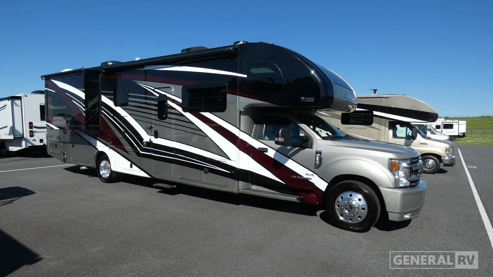2022 Thor Motor Coach Magnitude BT36 - Photo 2