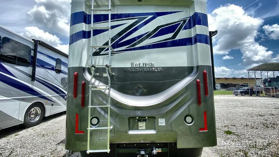 2024 Holiday Rambler Eclipse 32S - Photo 4