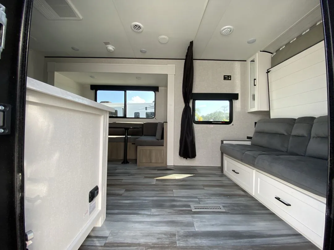 2025 Jayco Jay Flight 235MBH - Photo 4