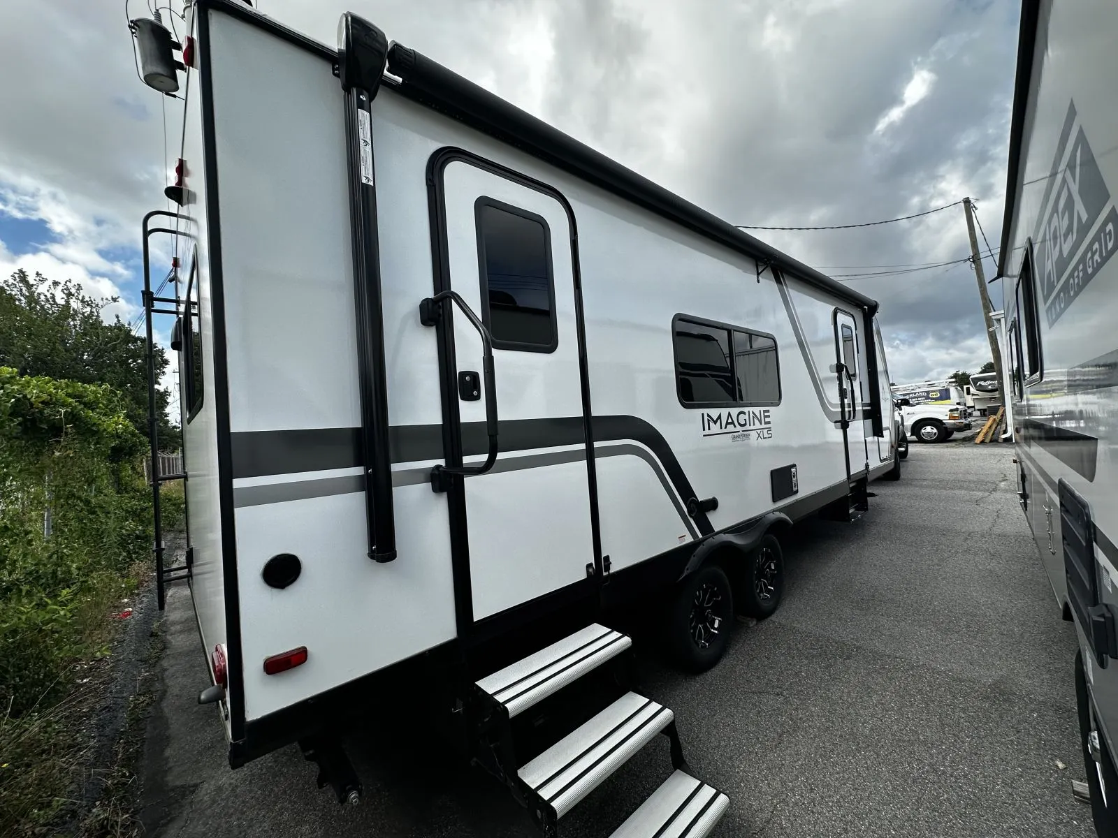 2025 Grand Design Imagine XLS 23LDE - Photo 3