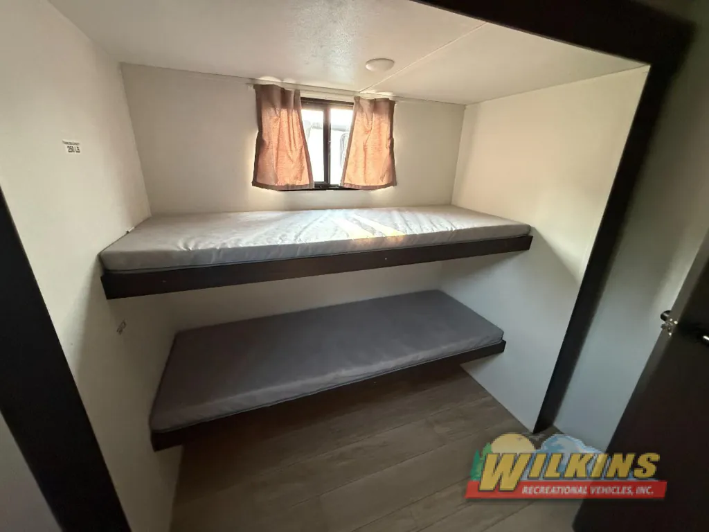 2027 Shasta RVs i-5 Edition 532BEDS, Photos photo 29