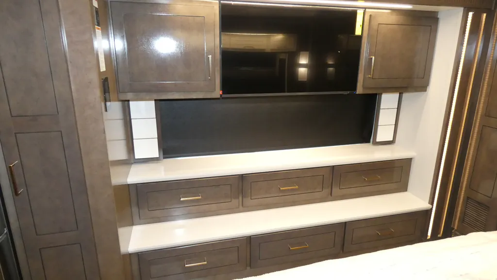 2027 Newmar New Aire 3543, Photos photo 27