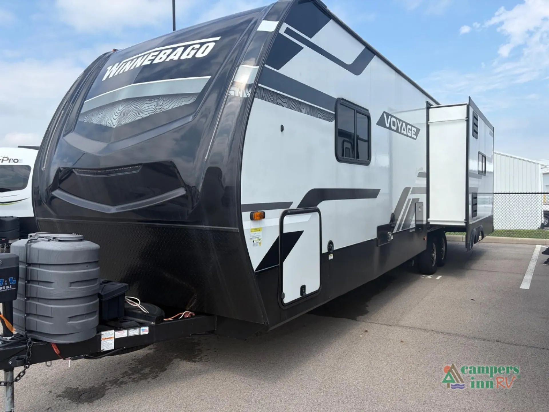 2024 Winnebago Voyage V3235RL - Photo 2