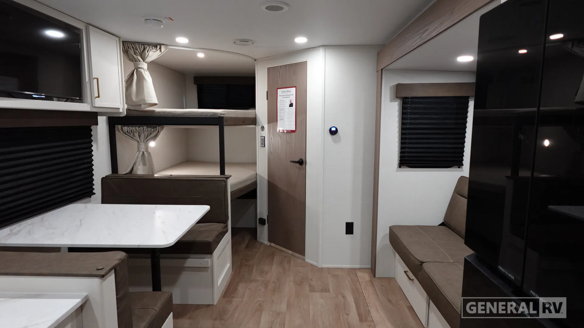 2027 Grand Design Transcend Xplor 26BHX - Photo 3