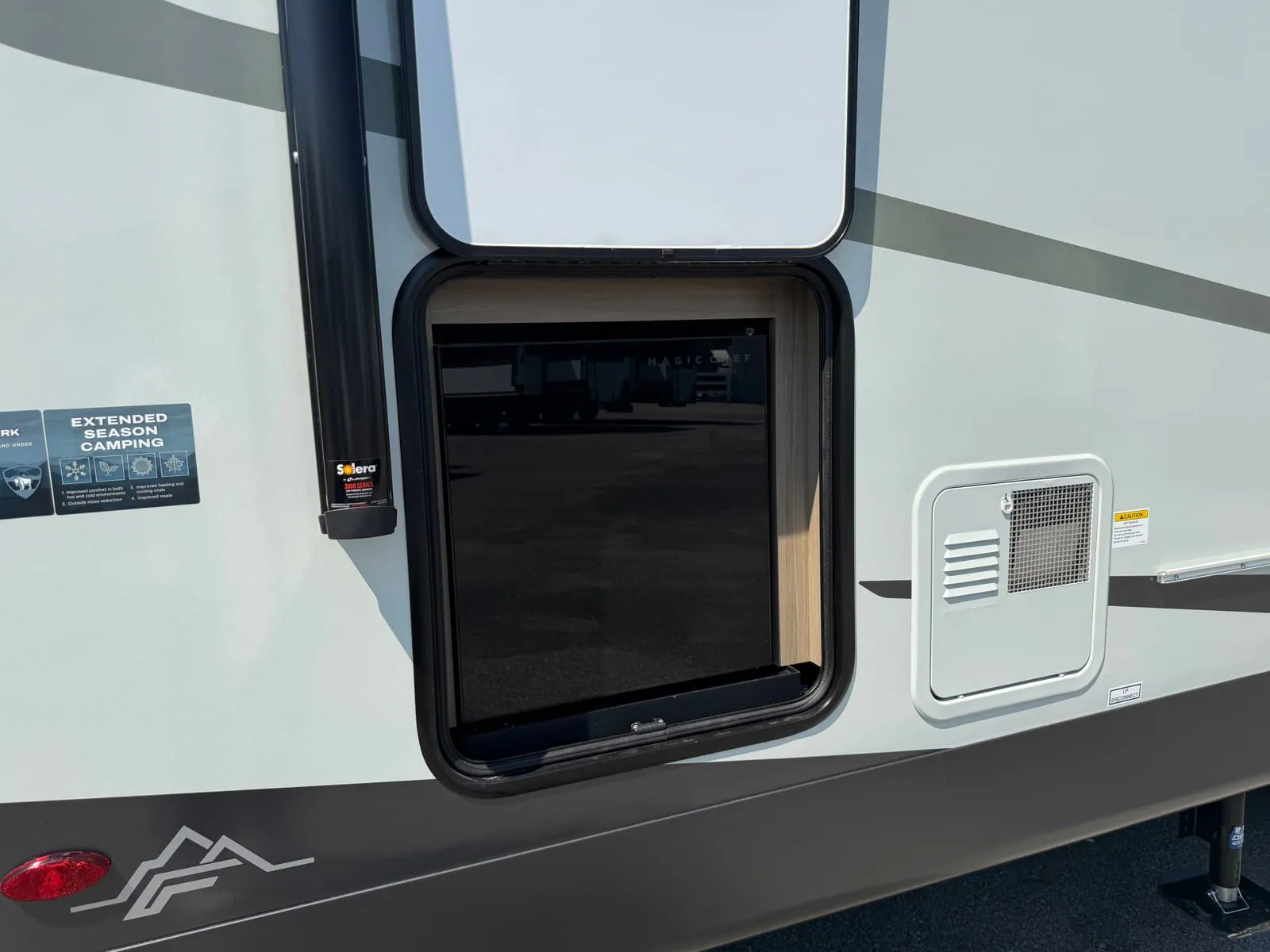 2027 Forest River Flagstaff Super Lite 26MBR — Photo 5