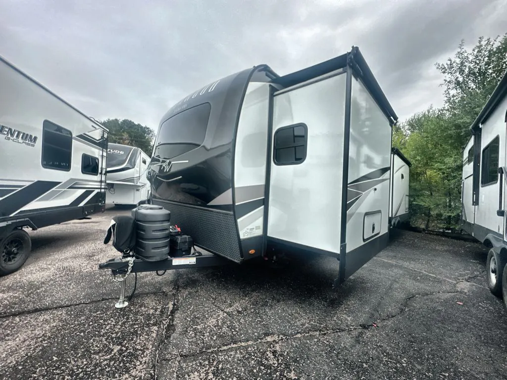 2022 Forest River Rockwood Signature 8337RL - Photo 4