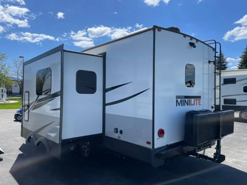 2022 Forest River Rockwood Mini Lite 2511S - Photo 4