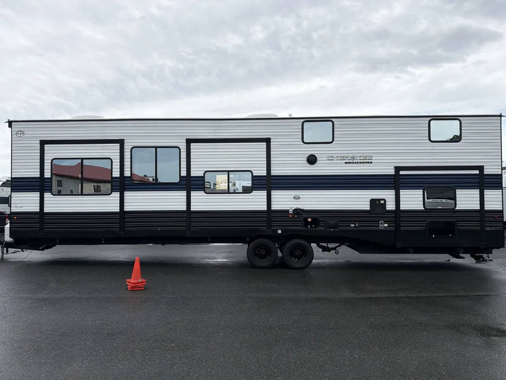 2026 Forest River Cherokee Timberwolf 39DK, Photos photo 5