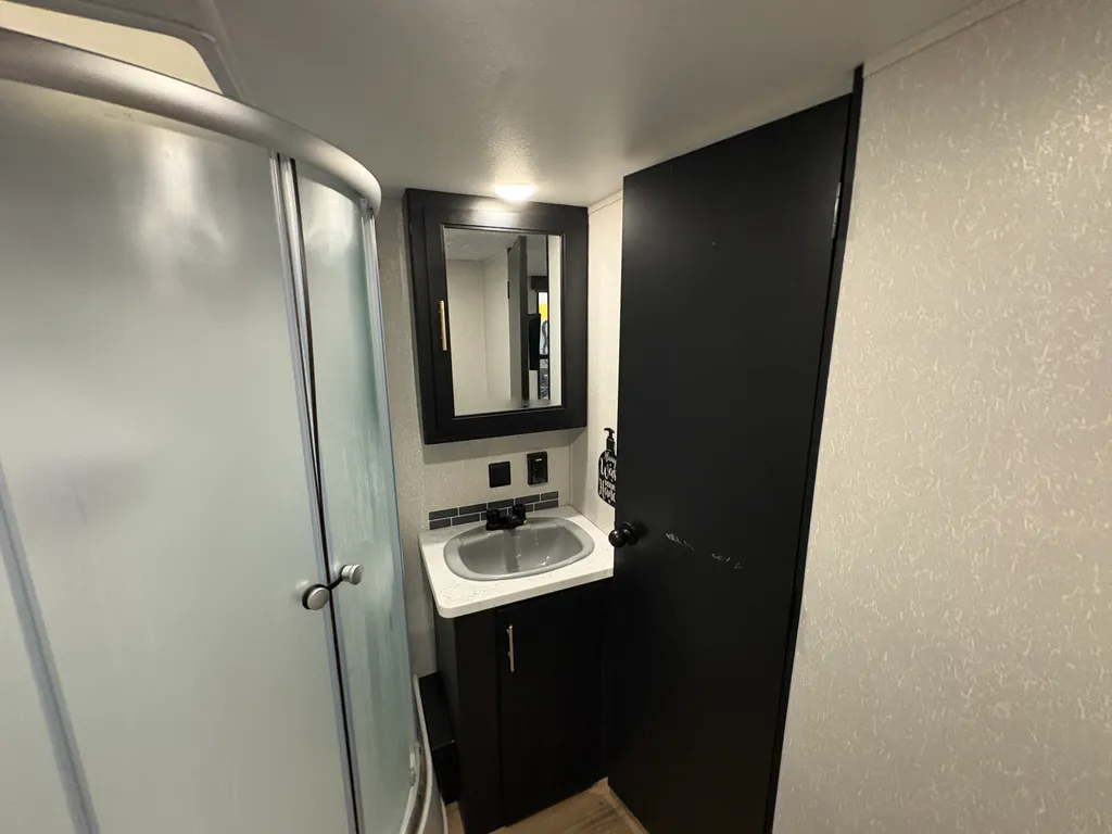 2021 Forest River Cherokee Grey Wolf 29BRB, Photos photo 27
