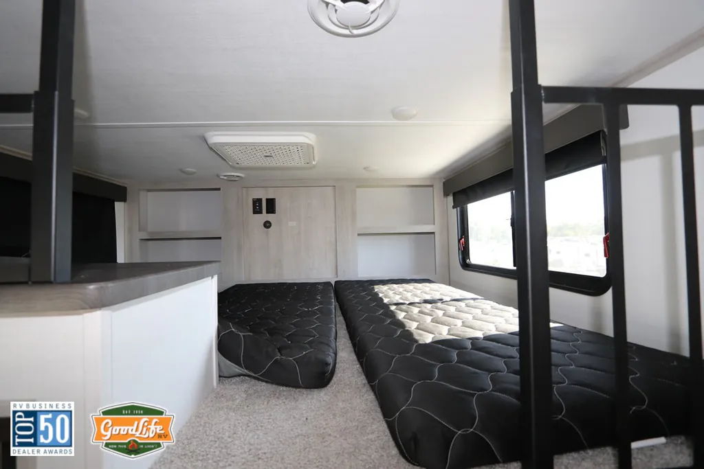 2024 Keystone Montana High Country 381TB, Photos photo 17