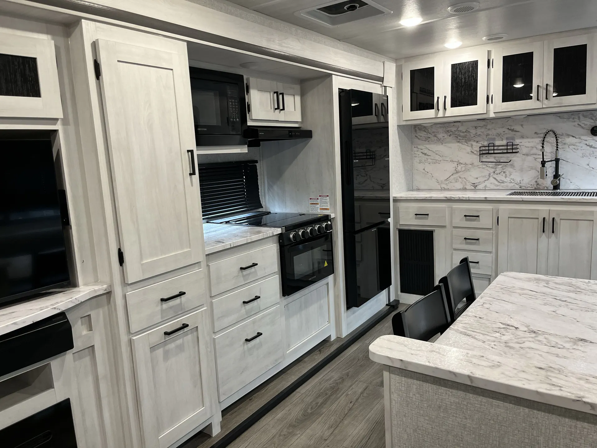 2024 East to West Longitude 310RL — living area main