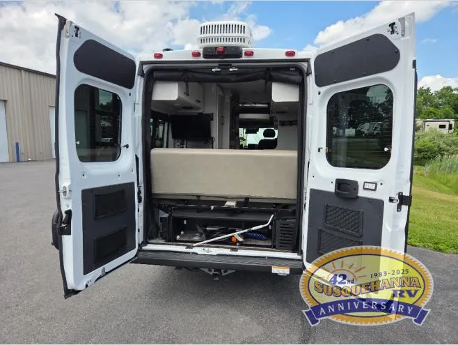 2024 Thor Motor Coach Dazzle 2JB - Photo 4