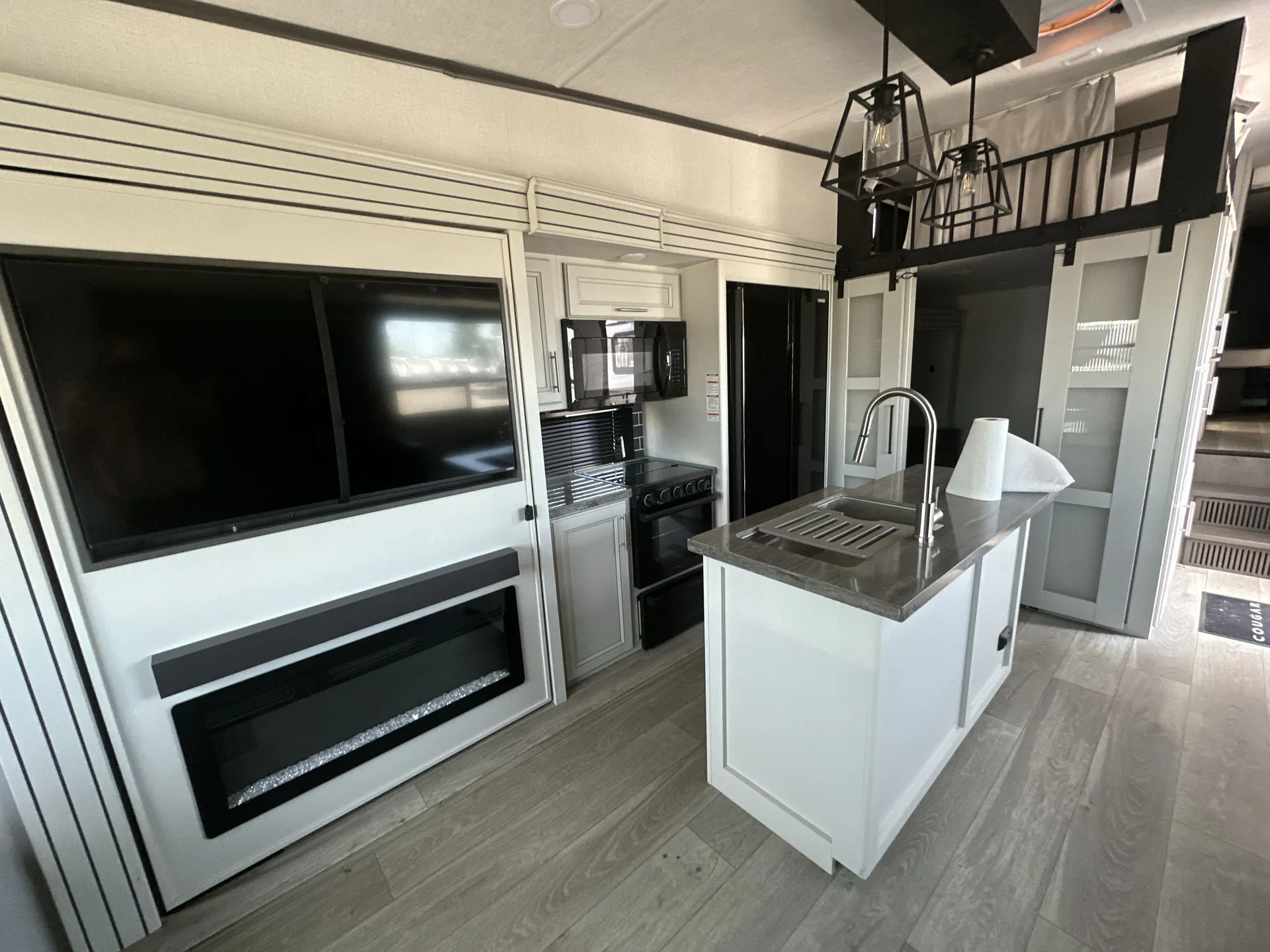 2025 Keystone Cougar 360MBI — living area main