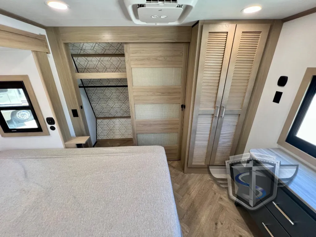 2026 Keystone Raptor 441, Photos photo 57