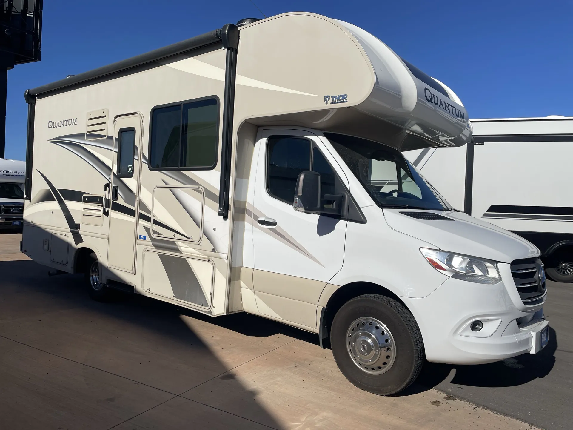 2020 Thor Motor Coach Quantum CR24 - Photo 2