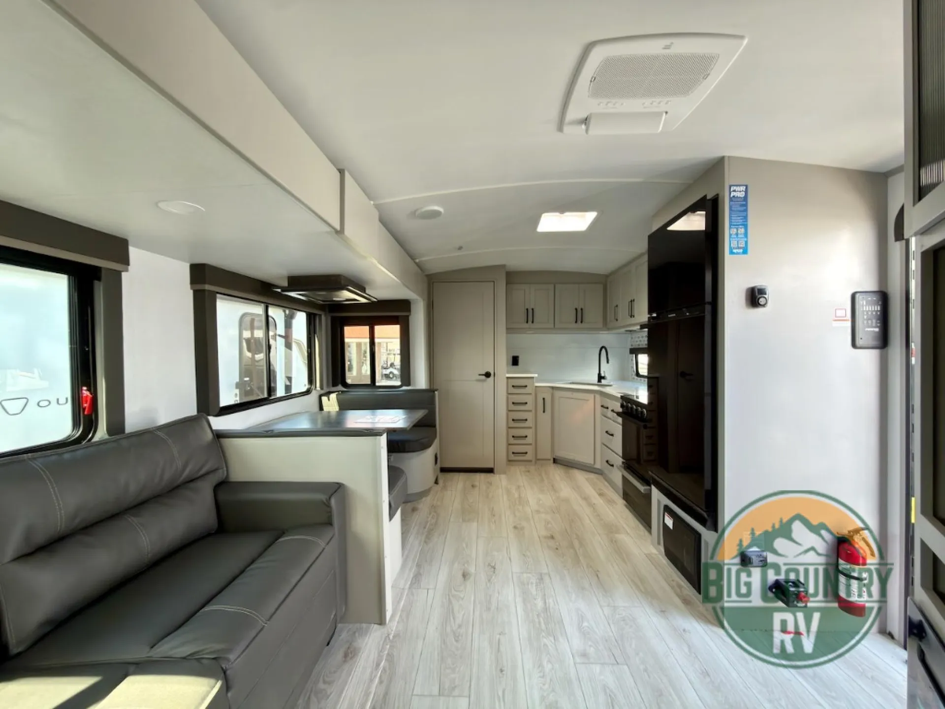 2026 Keystone Outback 271FK dealer photo 3 from Big Country RV