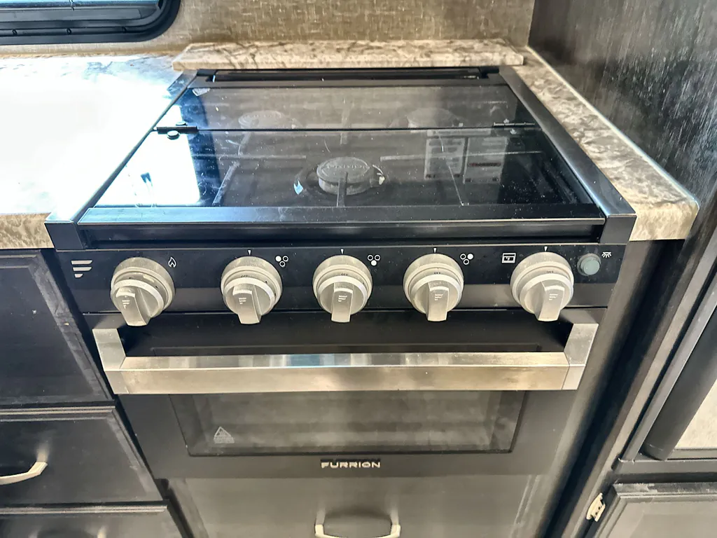 2019 Grand Design Imagine 2800BH, Photos photo 10