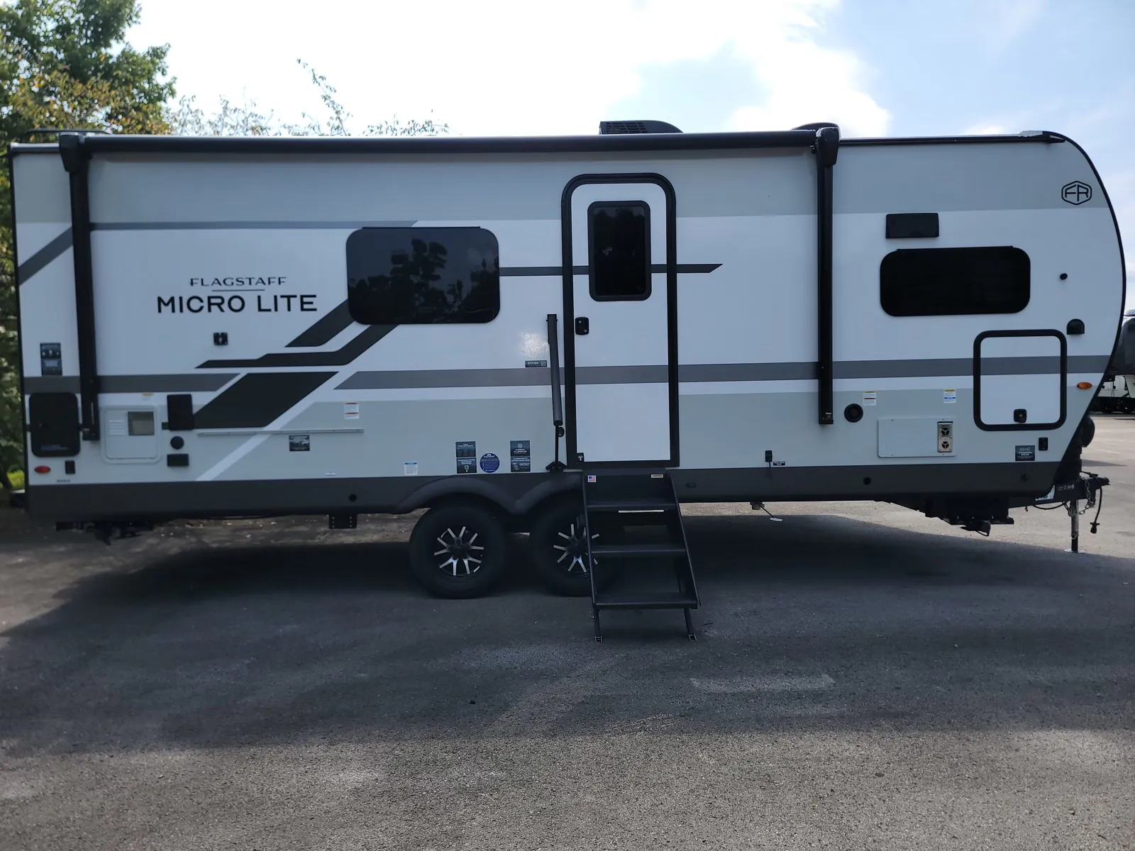 2027 Forest River Flagstaff Micro Lite 25MBR — Photo 5