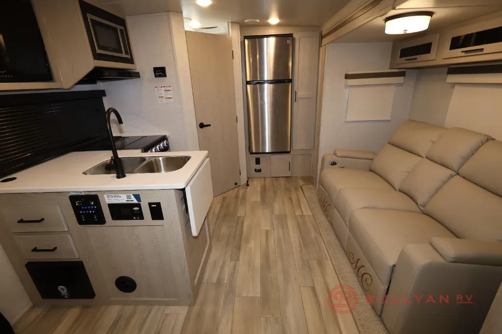 2023 Forest River Rockwood Mini Lite 2104S - Photo 4