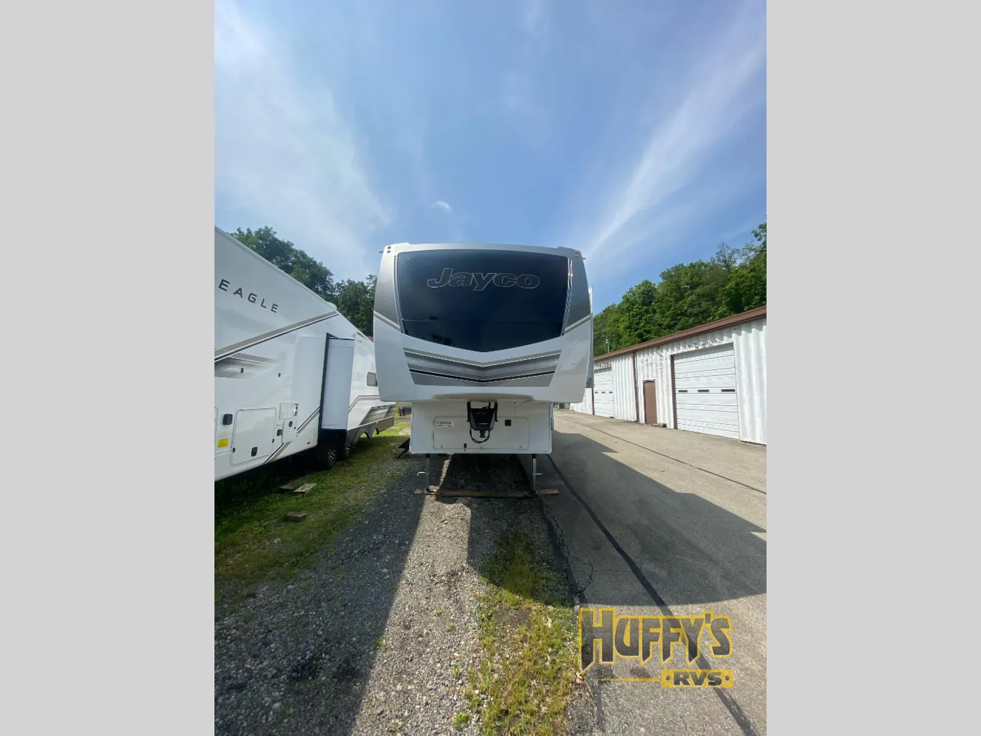 2027 Jayco Eagle 31QBH - Photo 3