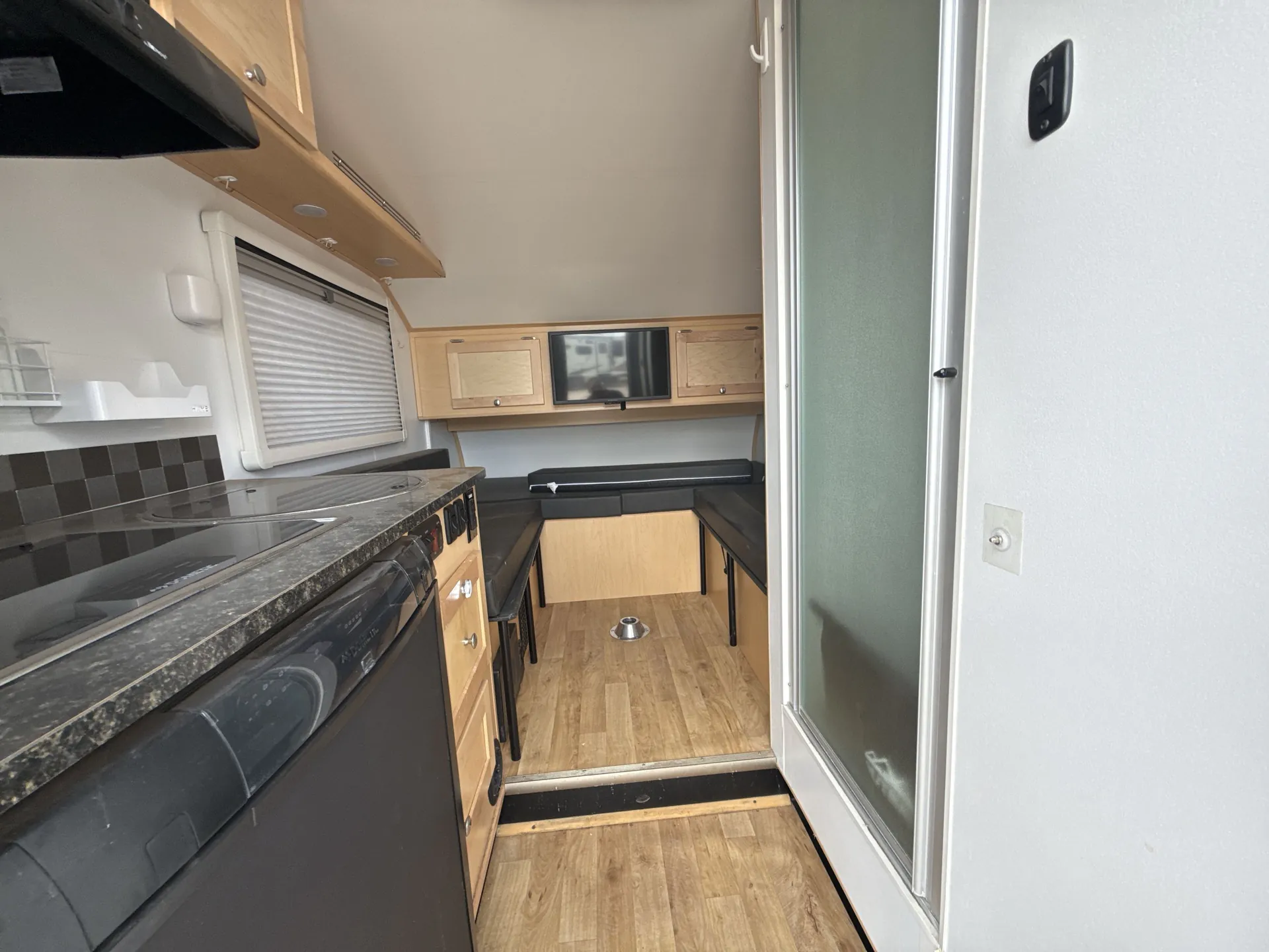 2024 Aliner Grand Ascape ST — living area main