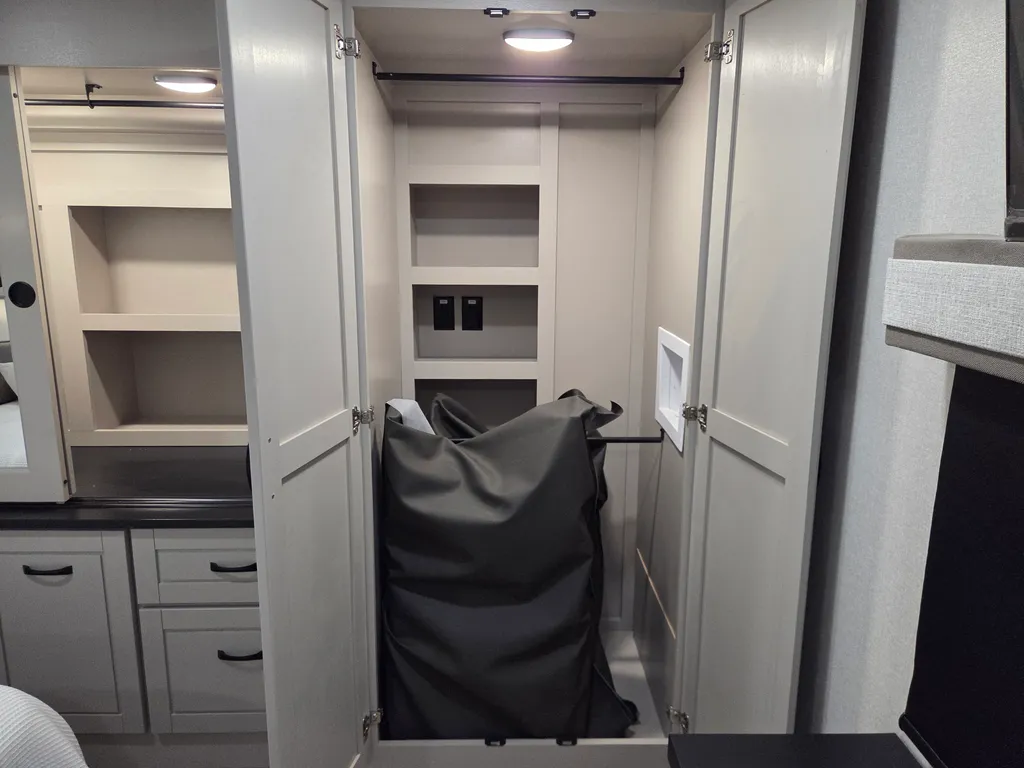 2026 Jayco North Point 395DSDB, Photos photo 32