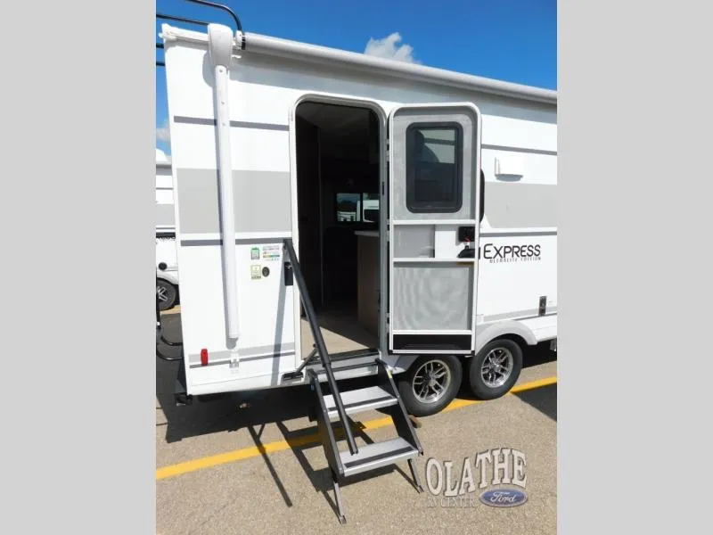 2026 Coachmen Freedom Express Ultra Lite 192RBS - Photo 3