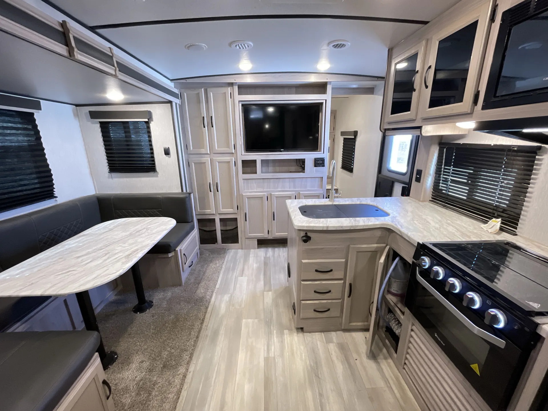 2021 Coachmen Northern Spirit Ultra Lite 2454BH — living area main